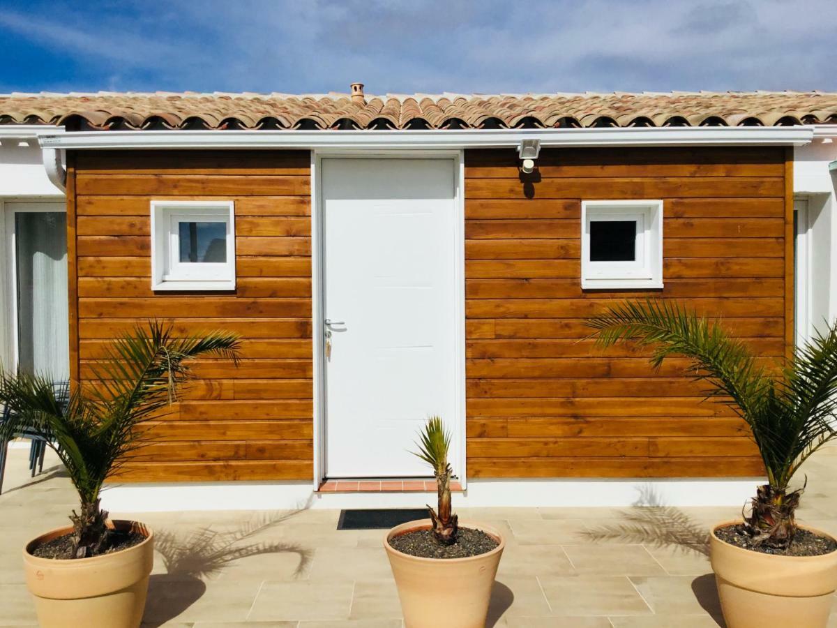 Gite Blanco Y Madera Narbonne Exterior foto