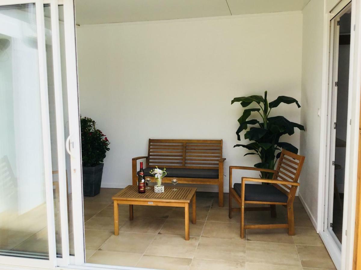 Gite Blanco Y Madera Narbonne Exterior foto